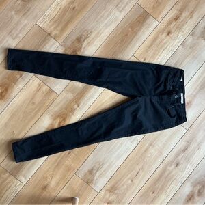 Levi’s 721 high rise Black Skinny Jeans